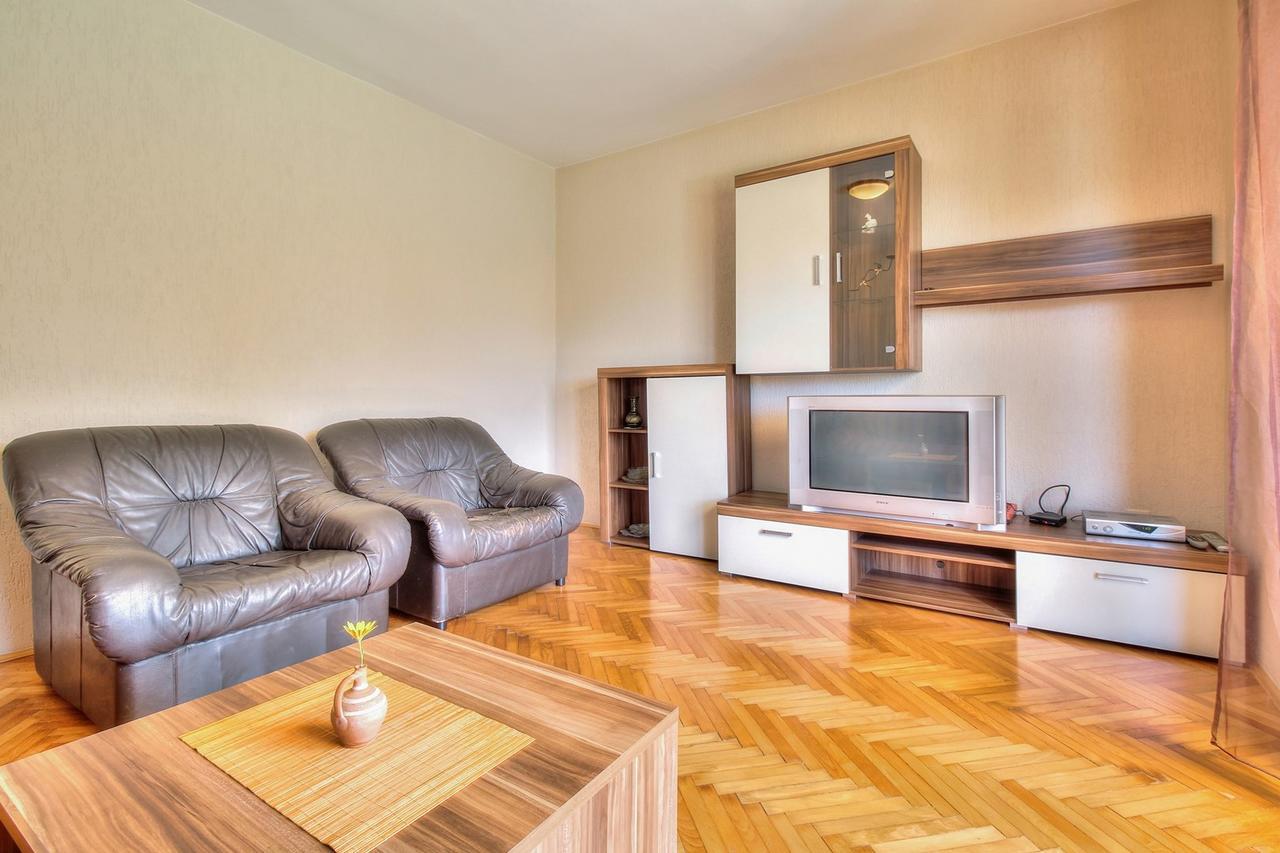 Lovric House With Apartments Umag Exterior foto